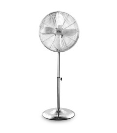 Metalen staande ventilator van 50 W, diameter 40 cm.